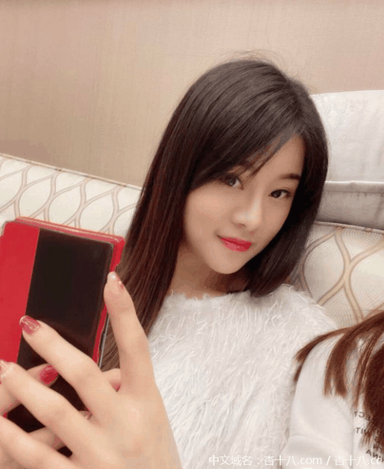 精挑细选后验证表情到位的可儿