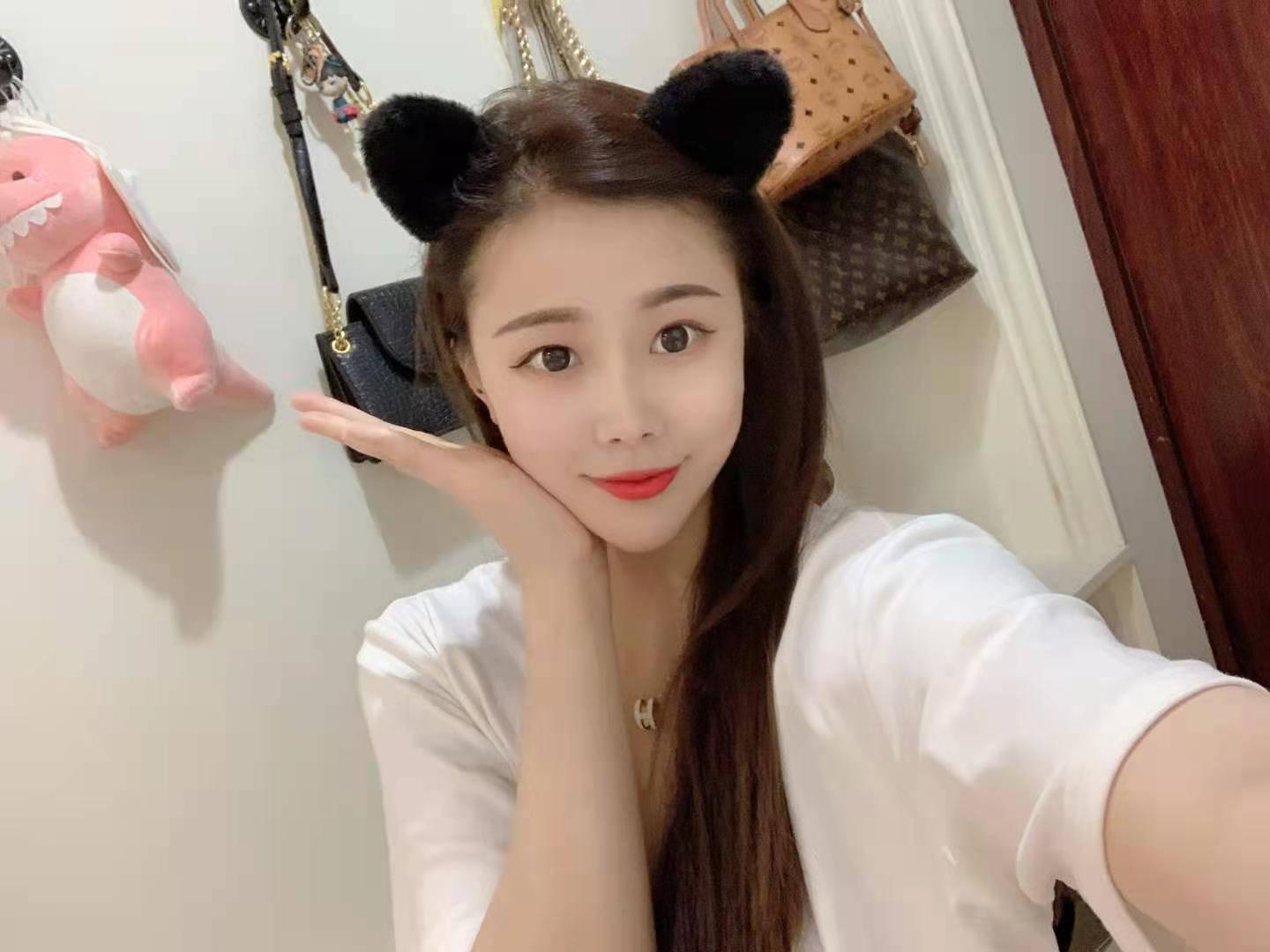 新茶小姐姐个人兼职